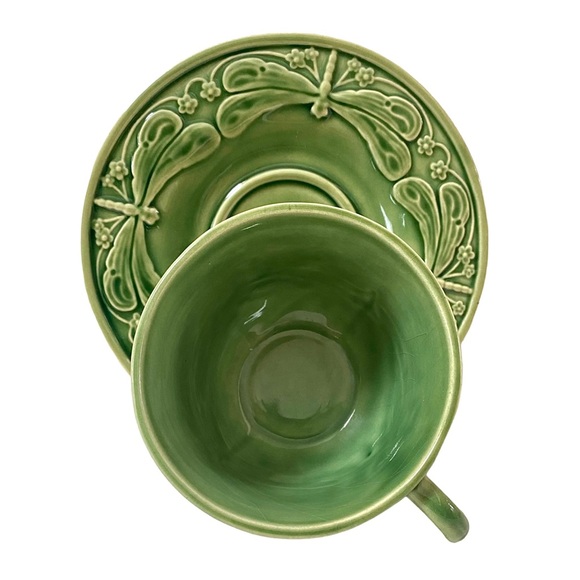 BORDALLO PINHEIRO DRAGONFLY EMBOSSED GREEN CUP & SAUCER PORTUGAL, RARE / RETIRED - Picture 4 of 11
